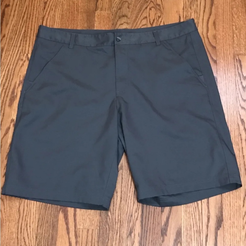 Fila Sport Golf Shorts Mens 40 Flat Front Gray 4 Pocket Casual Travel Chino 10in